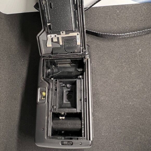 Minolta Freedom AF 35 Quartz Date 35 mm Film Camera – Tested & Working - Picture 2 of 6